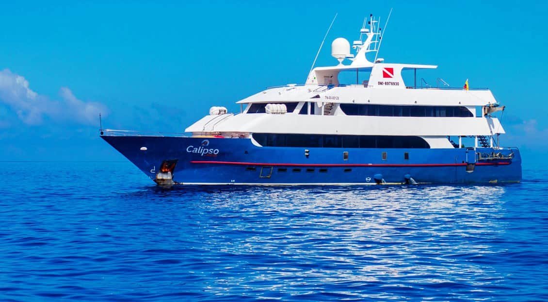 Galapagos-boat-Calipso