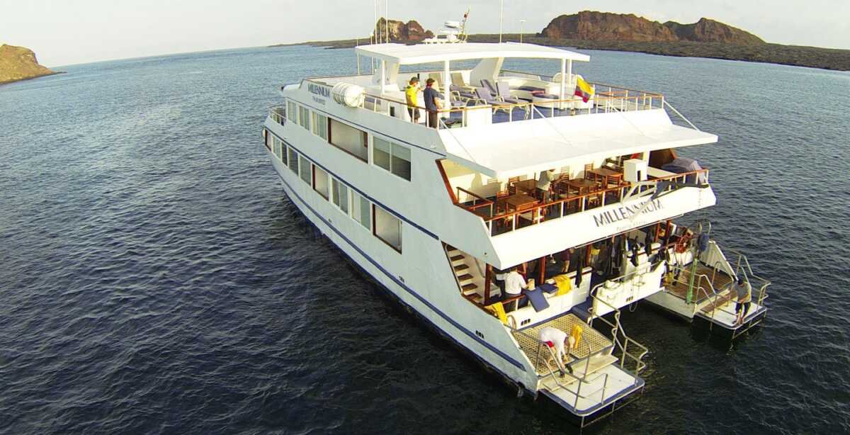 galapagos-cruises-type-catamaran